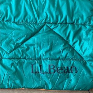 L.L. Bean Teal and Orange Puffer blanket